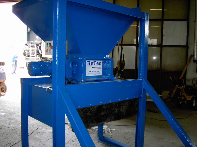 ReTec bottle crusher