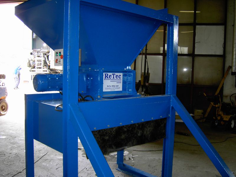 ReTec bottle crusher