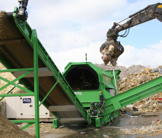 Mineral wool recycler recycles instead of deposits on landfill